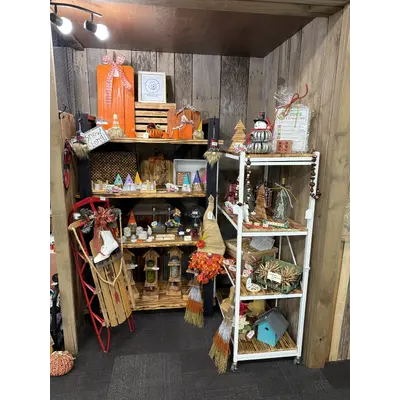 Booth 19 currently occupied by consignor CR033