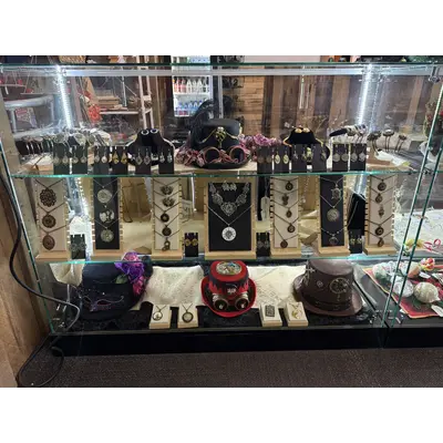 Booth 20 currently occupied by consignor LO025