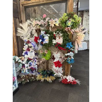 Booth 3 currently occupied by consignor FE026