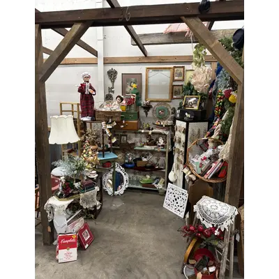 Booth 36 currently occupied by consignor AR046