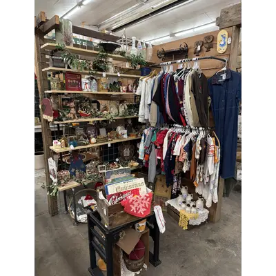 Booth 44 currently occupied by consignor LI024