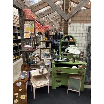 Booth 67 currently occupied by consignor BE041