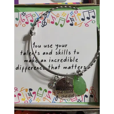 Bangle She believed w card and box