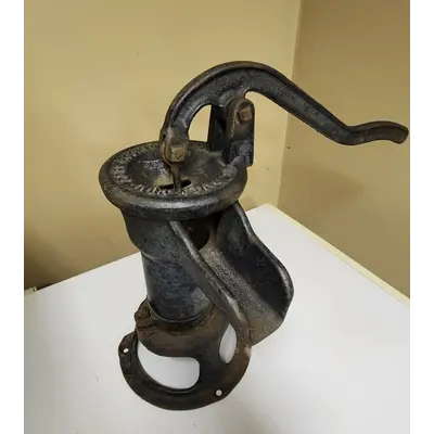 Davey Pump Corp hand pump