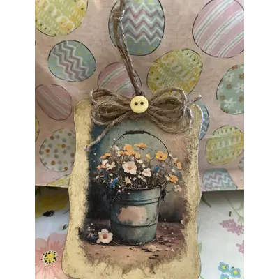 Small Floral Block Hanger