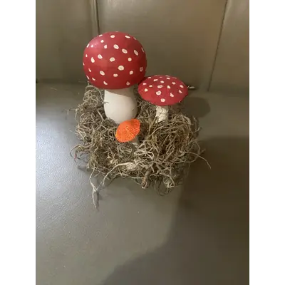 3 mushrooms wood and clay