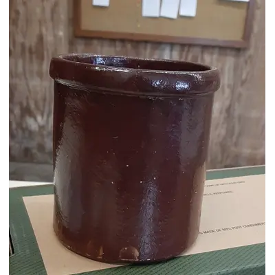 6 in. Brown crock