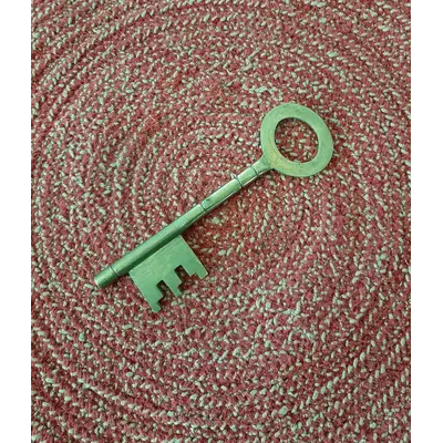 5 1/2in. Brass key