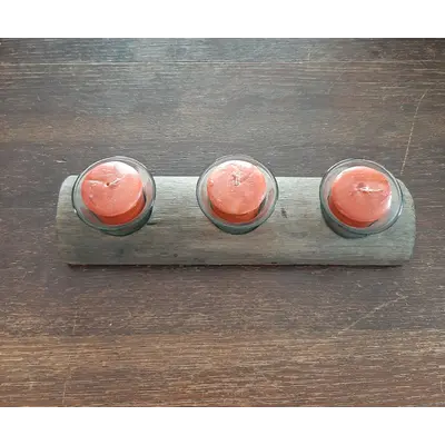 3 candle  log
