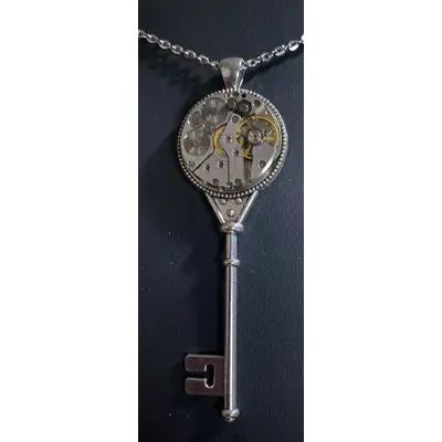 Key w/Movement Large