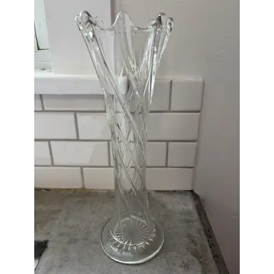 Vase medium twist