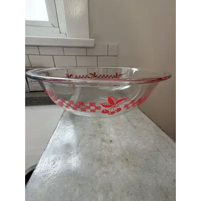 Pyrex Cherry Mixing Bowl 4 Liter