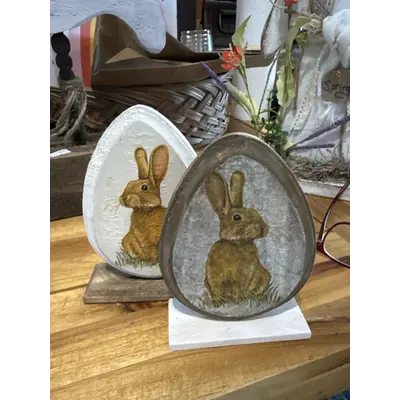 Wooden egg decoupage