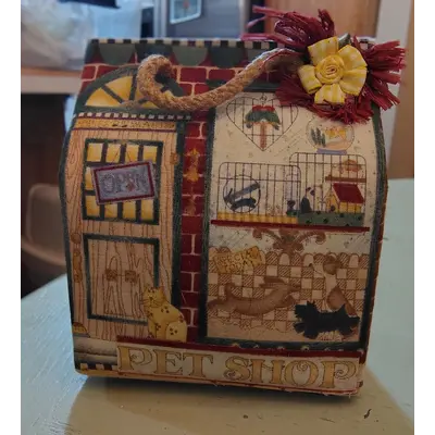 Gramma Gayle's 1991 Pet Shop Music Box kw