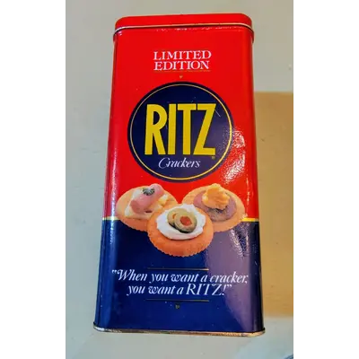 Vintage 1987 Limited Edition Ritz Cracker Tin kw