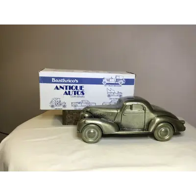 1934 Lasalle Vintage BANTHRICO coin bank