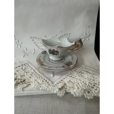 Vintage miniature creamer Rose